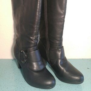 Gently used wide calf 3" boots